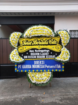 Papan Bunga Duka di Pagesangan Timur